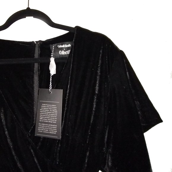 Modcloth x Collectif Keiko Short Sleeve Black Velvet Maxi Wrap Dress - Size XXS - Picture 1 of 4